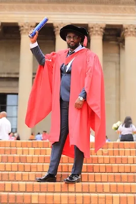 Gao graduating