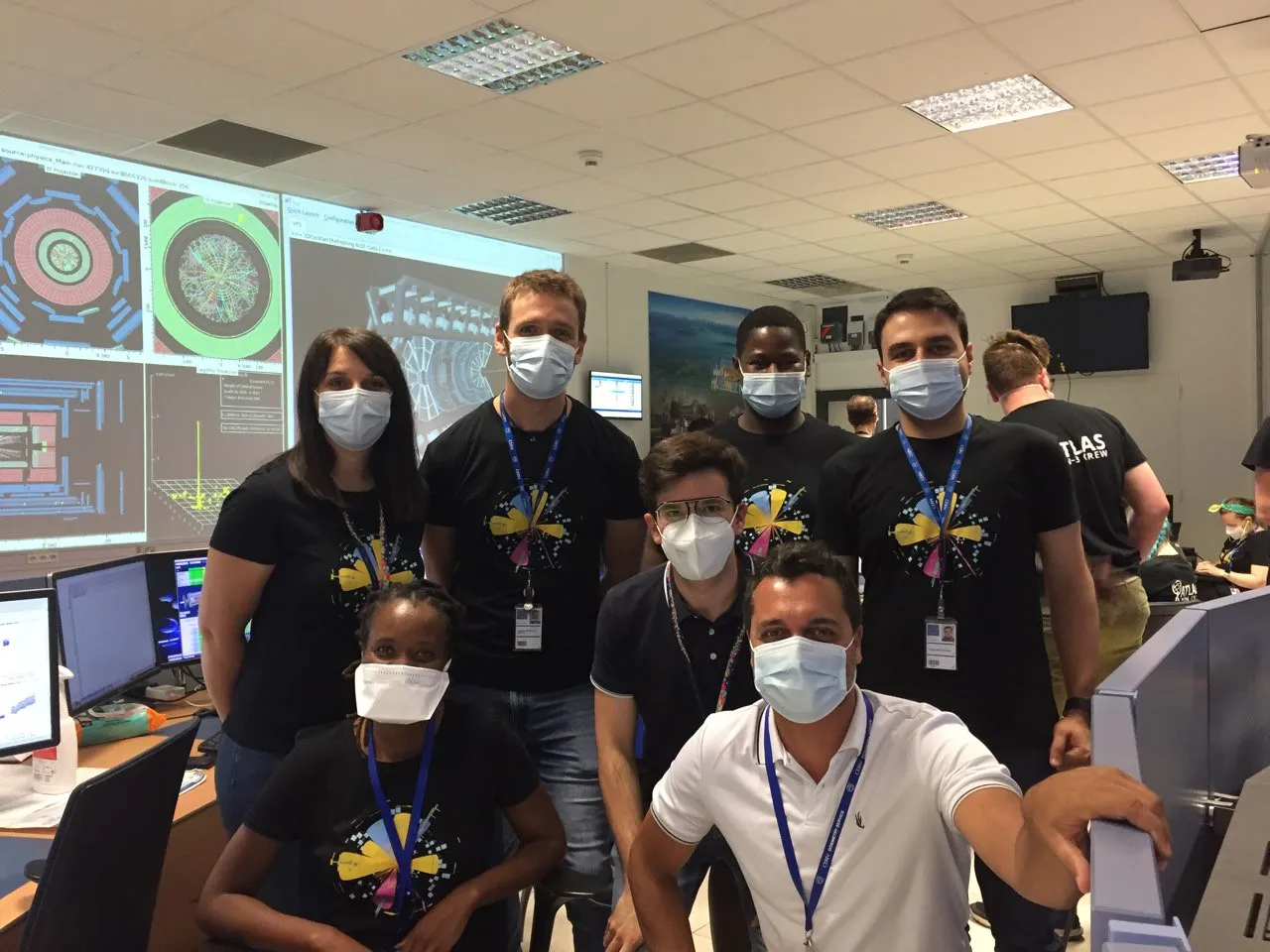 Tile team at the Run-3 start event in the ATLAS control room